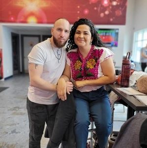 Meet your Posher, Manuel